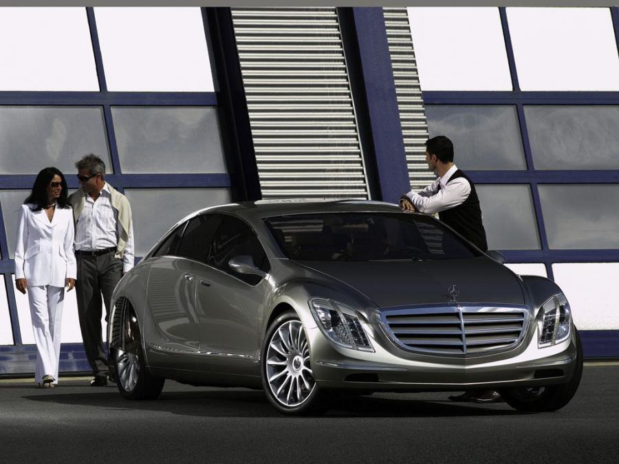  Mercedes-Benz F700 Concept 2007 года  (фото 4 из 41)